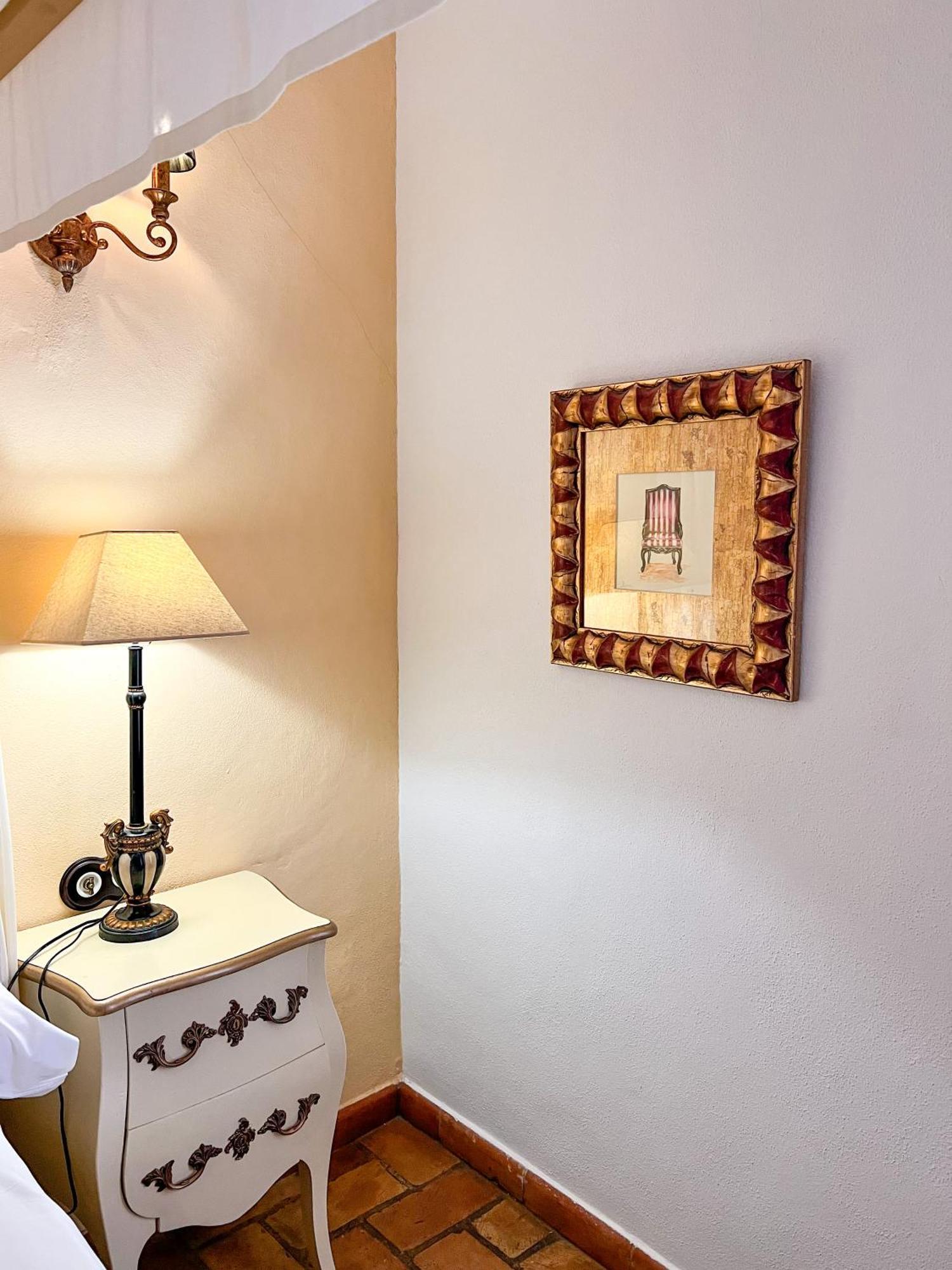 Hostal Servilia Carmona  Exterior photo